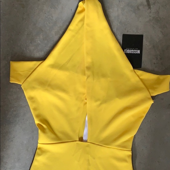 Yellow off the shoulder dress - Picture 2 of 3